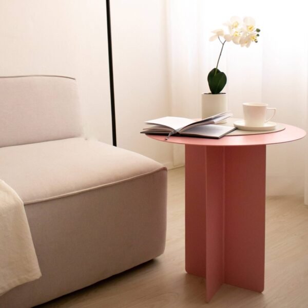 STUDIO DELTA ROUND STEEL SIDE TABLE IN SALMON PINK