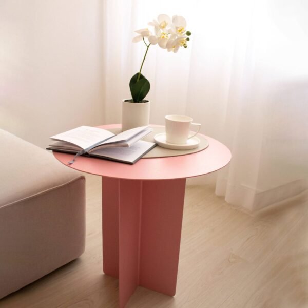 STUDIO DELTA ROUND STEEL SIDE TABLE IN SALMON PINK