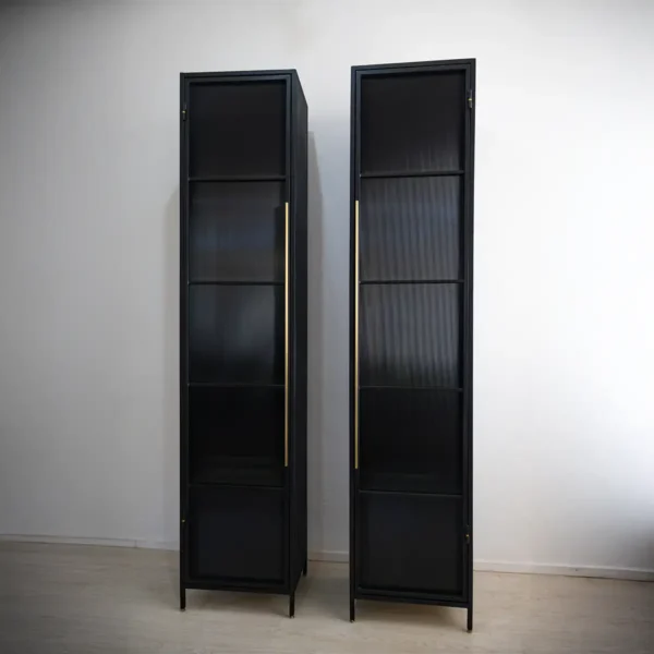 STUDIO DELTA - BROOKLYN DISPLAY CABINET