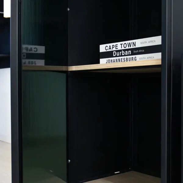 STUDIO DELTA - BROOKLYN DISPLAY CABINET